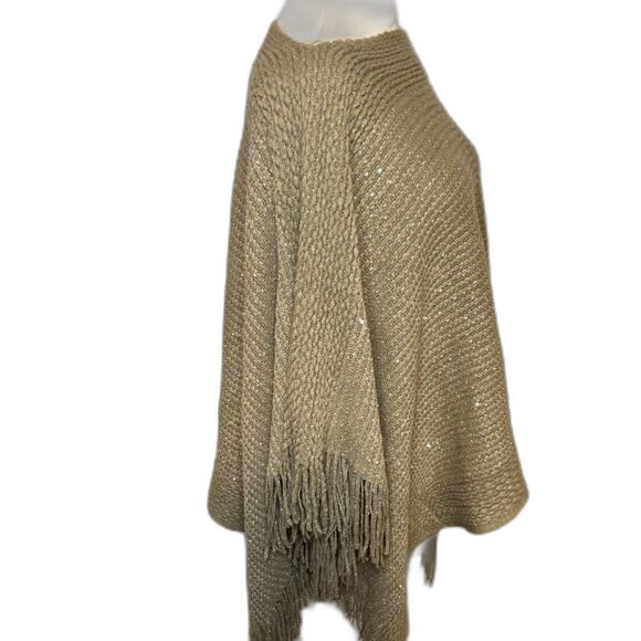 Ruana Style Tan Thick Knit Womens Wrap Hem Sweater Fringe Poncho Scoop Neck - Picture 4 of 6